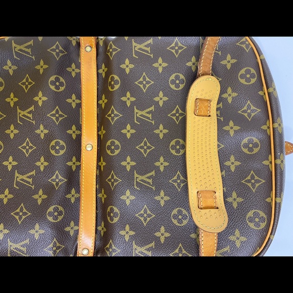 Authentic Louis Vuitton Saumur - Picture 9 of 14